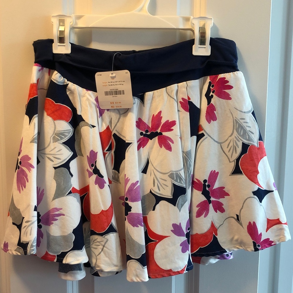 Gymboree fold over flower float skirt, size 10 NWT